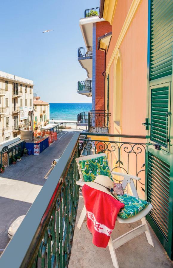 Hotel Mimosa Alassio Exteriör bild
